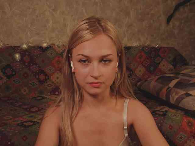 Meeeeow Live Webcam on BongaCams