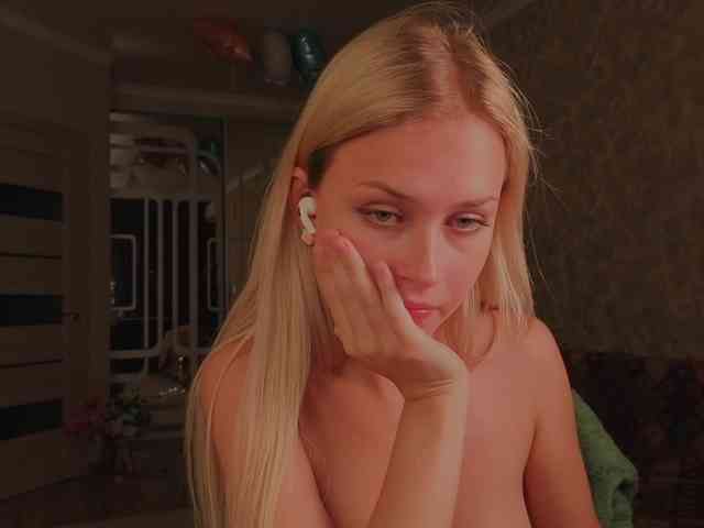 Meeeeow Sex Cam Show