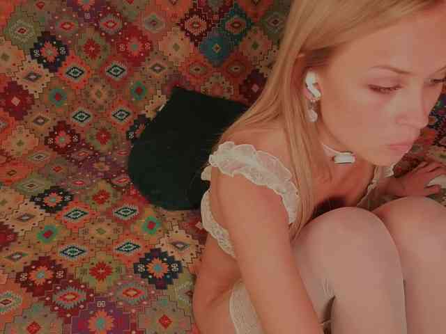 EternalOphelia webcam