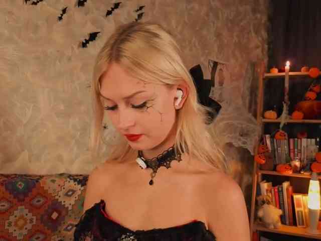 eternalophelia's live room