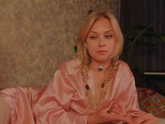 EternalOphelia webcam