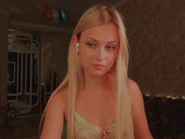 Meeeeow Sex Cam Show
