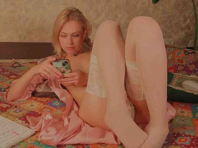 EternalOphelia webcam