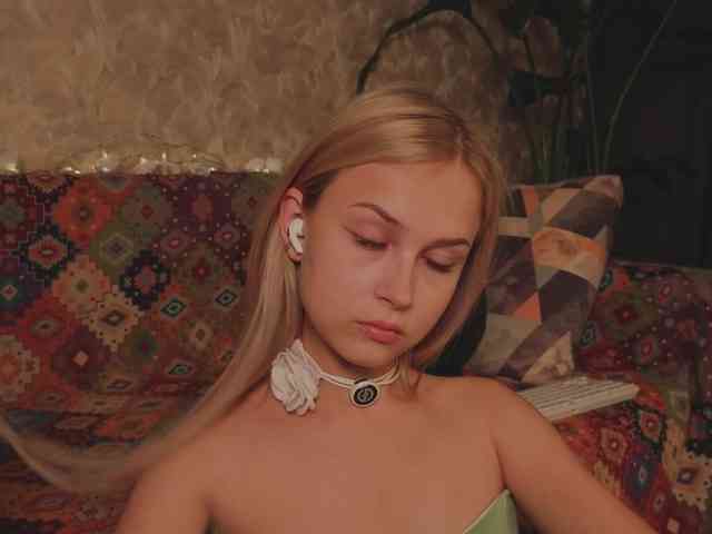 EternalOphelia webcam