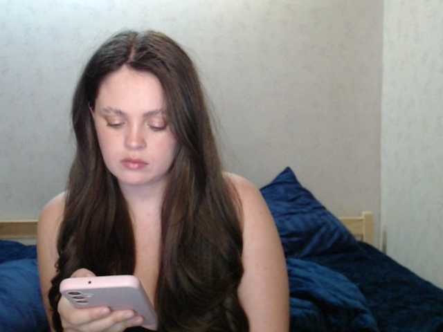 Gummy7bears's BongaCams show and profile