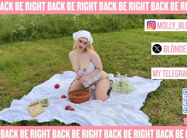 SexyBlondeDoll live cam on BongaCams