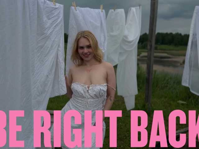 SexyBlondeDoll live cam on BongaCams