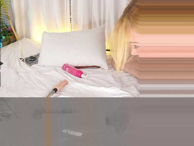 sexyblondedoll live sex show