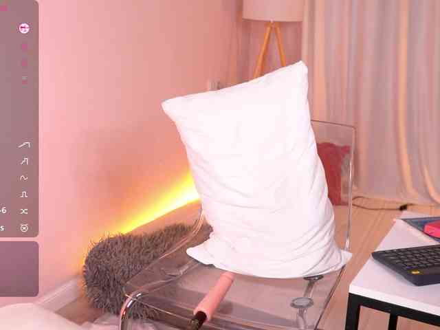 SexyBlondeDoll webcam