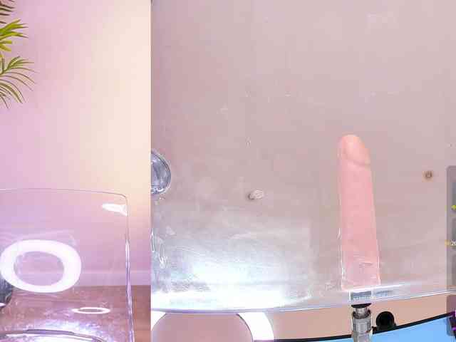 SexyBlondeDoll webcam