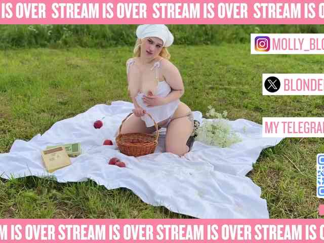 SexyBlondeDoll webcam