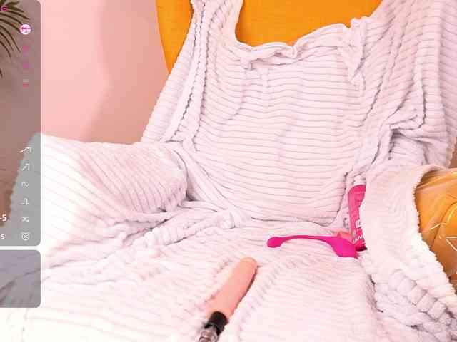 SexyBlondeDoll webcam
