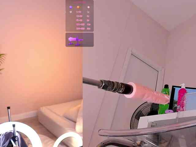 SexyBlondeDoll webcam