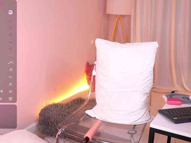 SexyBlondeDoll webcam