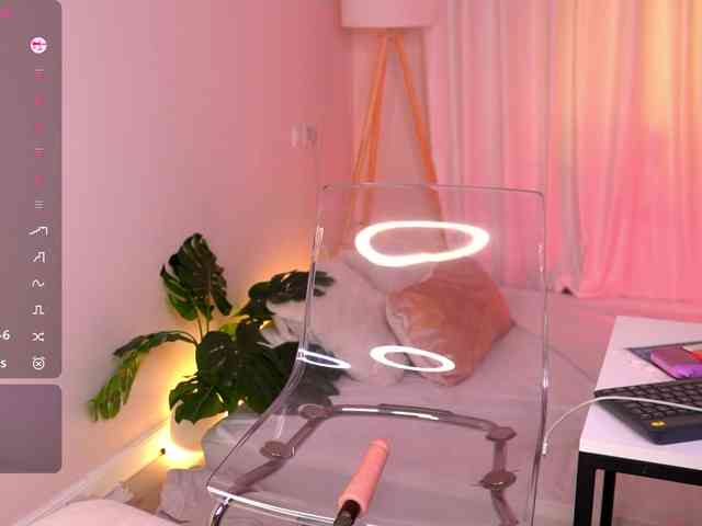 SexyBlondeDoll webcam