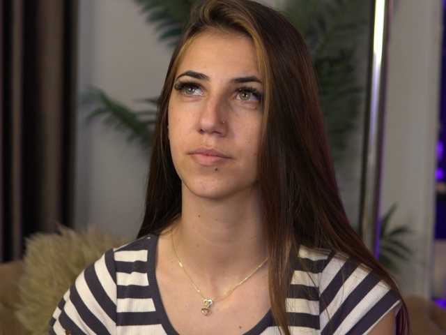 KeylaBlair, en directo ahora en BongaCams