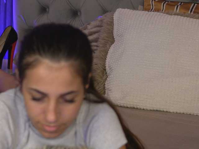 KeylaBlair live webcam show