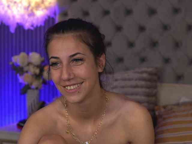 KeylaBlair webcam