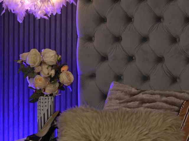 KeylaBlair webcam