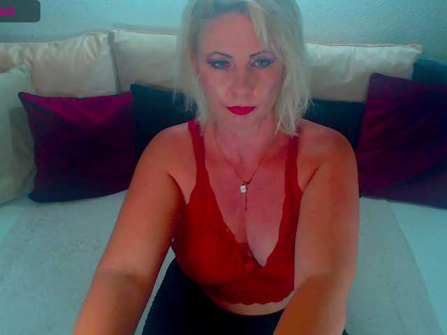 Alexin-McQueen live cam on BongaCams