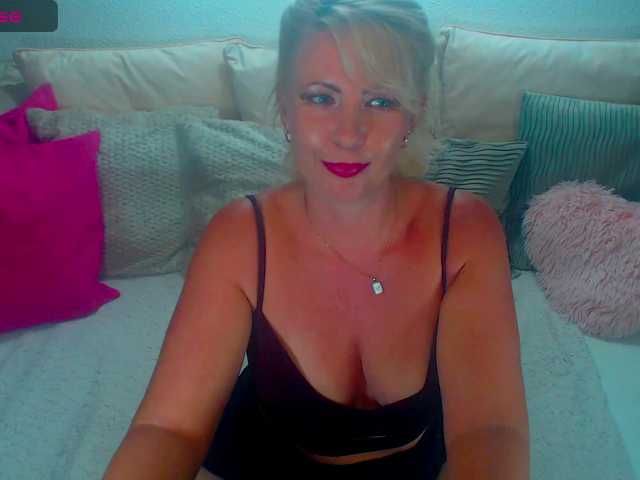 Alexin-McQueen live cam on BongaCams