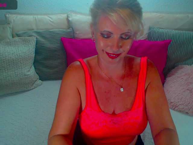 Alexin-McQueen live cam on BongaCams