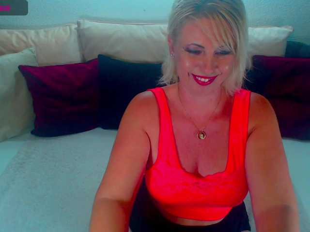 Alexin-McQueen live cam on BongaCams