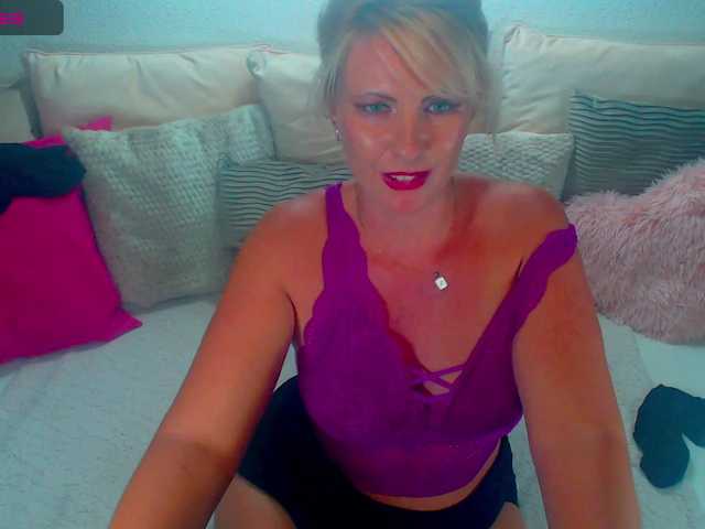 alexin-mcqueen live sex show