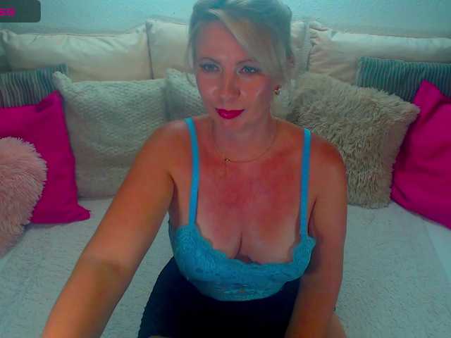 Alexin-McQueen live cam on BongaCams