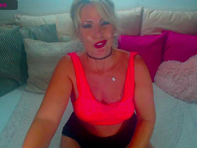 Alexin-McQueen live cam on BongaCams