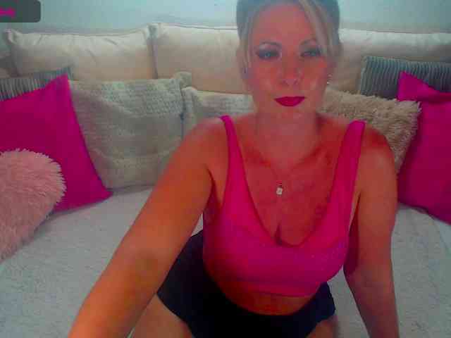 Alexin-McQueen webcam