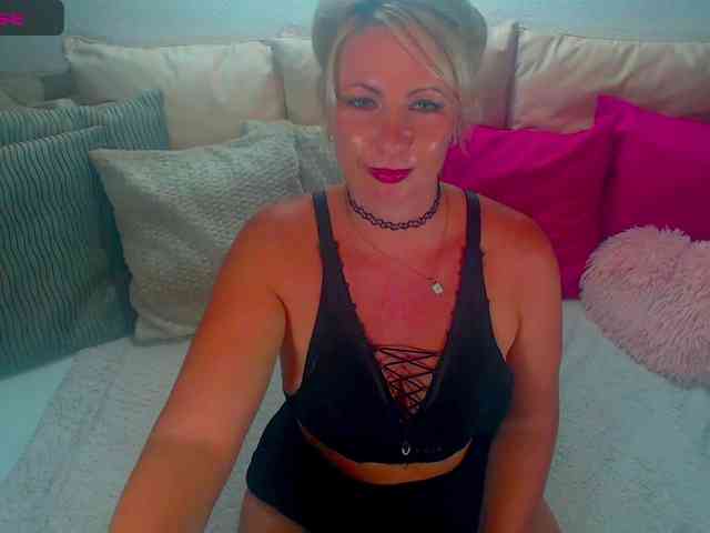 Alexin-McQueen webcam