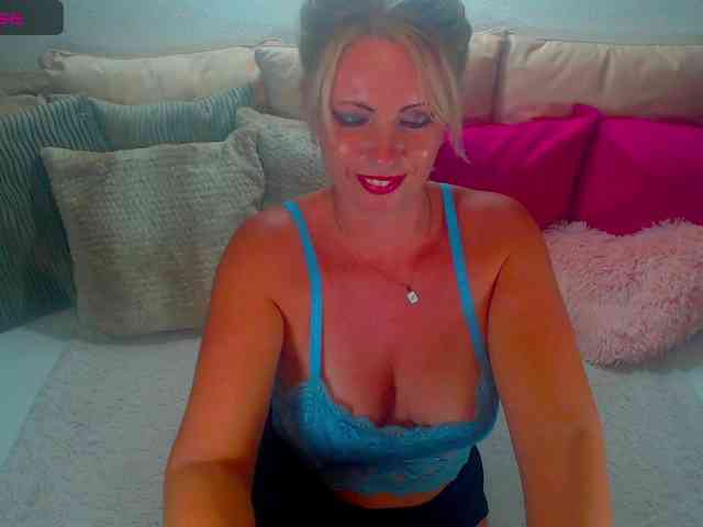 Alexin-McQueen webcam
