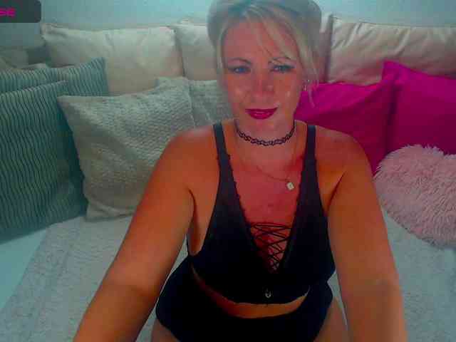 Alexin-McQueen webcam