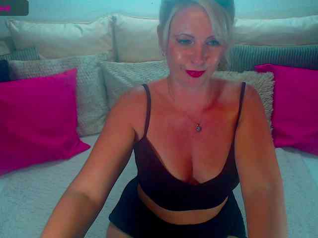 Alexin-McQueen webcam