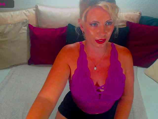 Alexin-McQueen webcam