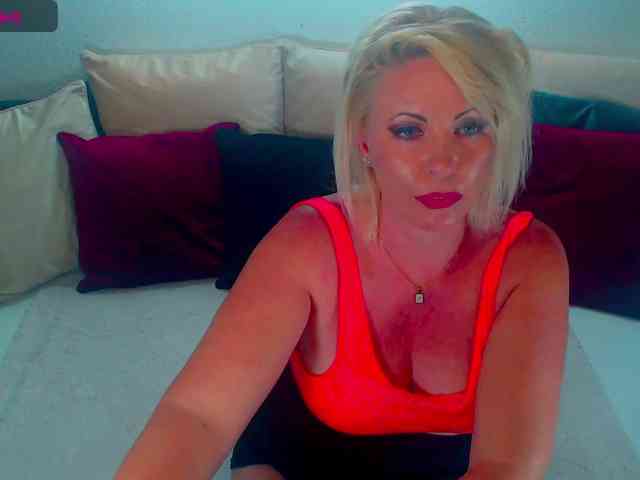 Alexin-McQueen webcam
