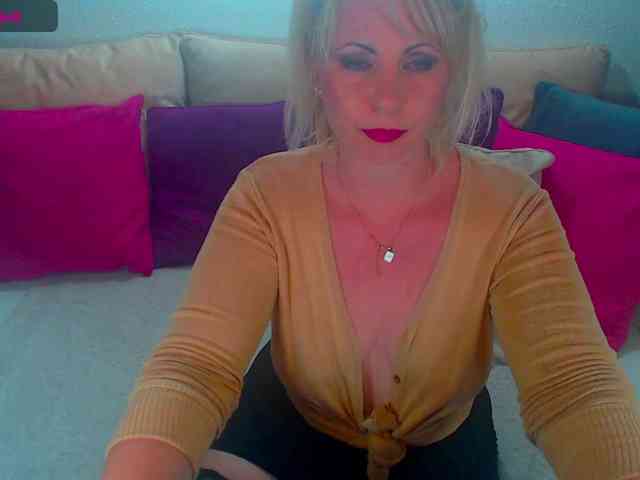 Alexin-McQueen webcam