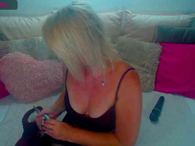 Alexin-McQueen webcam