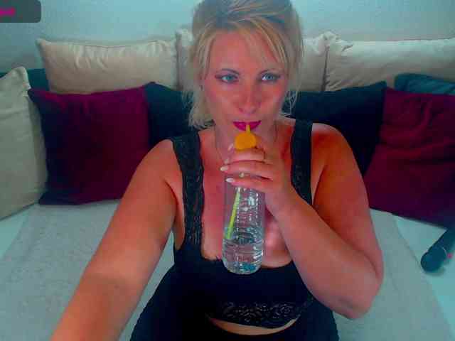 Alexin-McQueen webcam