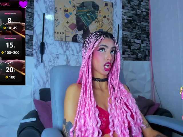 queencuarxxo's BongaCams show and profile