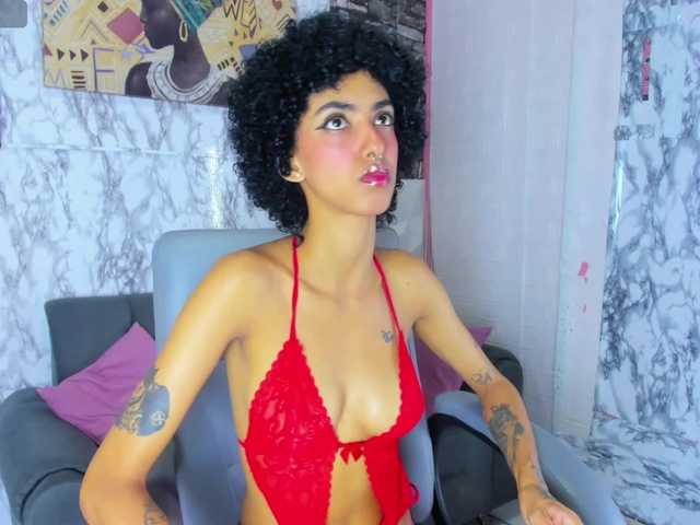 queencuarxxo live cam on BongaCams