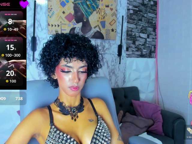 queencuarxxo live cam on BongaCams