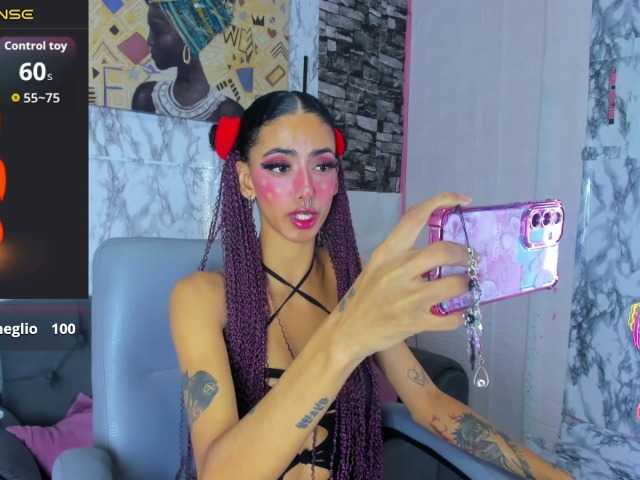 queencuarxxo, live now on BongaCams