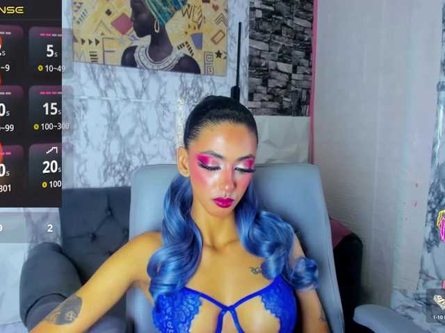 queencuarxxo live webcam show