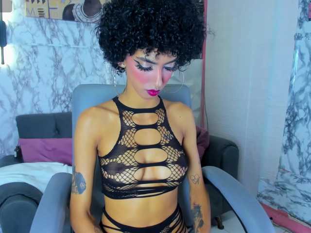 queencuarxxo live cam on BongaCams