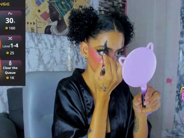 queencuarxxo, en vivo ahora en BongaCams