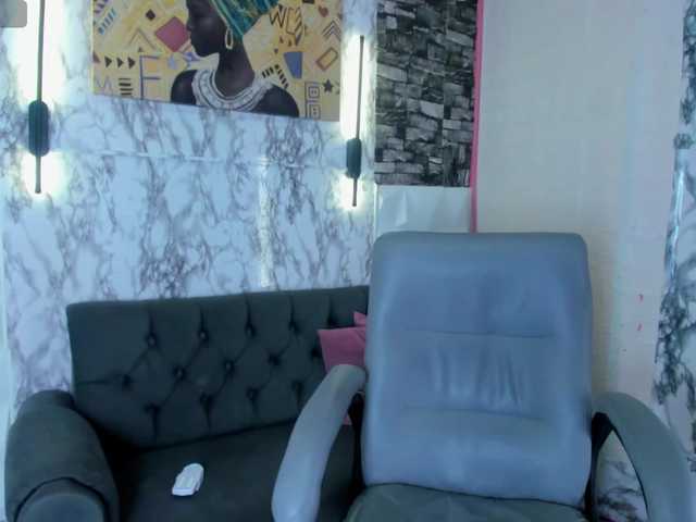queencuarxxo live cam on BongaCams