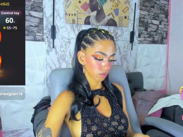 queencuarxxo, live now on BongaCams