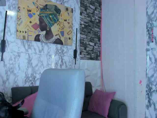 queencuarxxo webcam